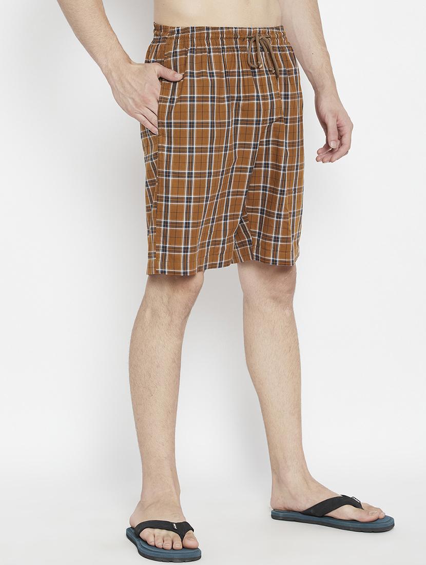brown checkered bermuda short - 17922773 - Zoom Image - 2