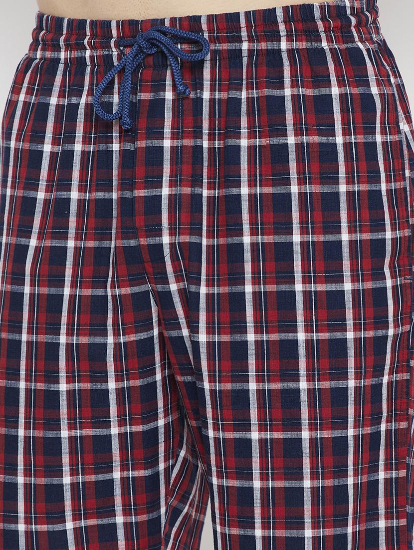 red checkered bermuda short - 17922775 - Zoom Image - 6