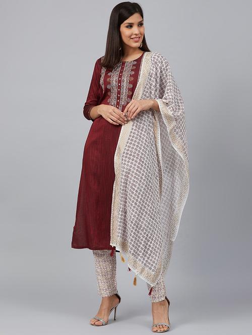 embroidered suit set - 17923476 - Standard Image - 1
