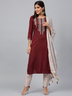 embroidered suit set - 17923476 - Standard Image - 2