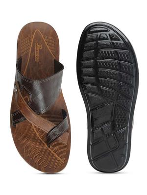 brown toe separator slipper - 17924224 - Standard Image - 4