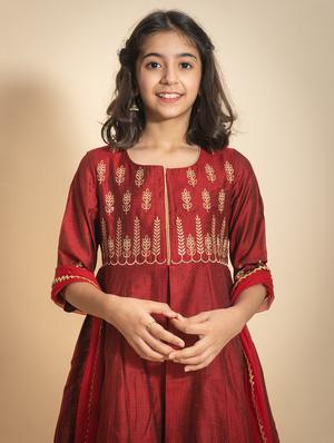 maroon embellished alwar suit set - 17926406 - Standard Image - 4