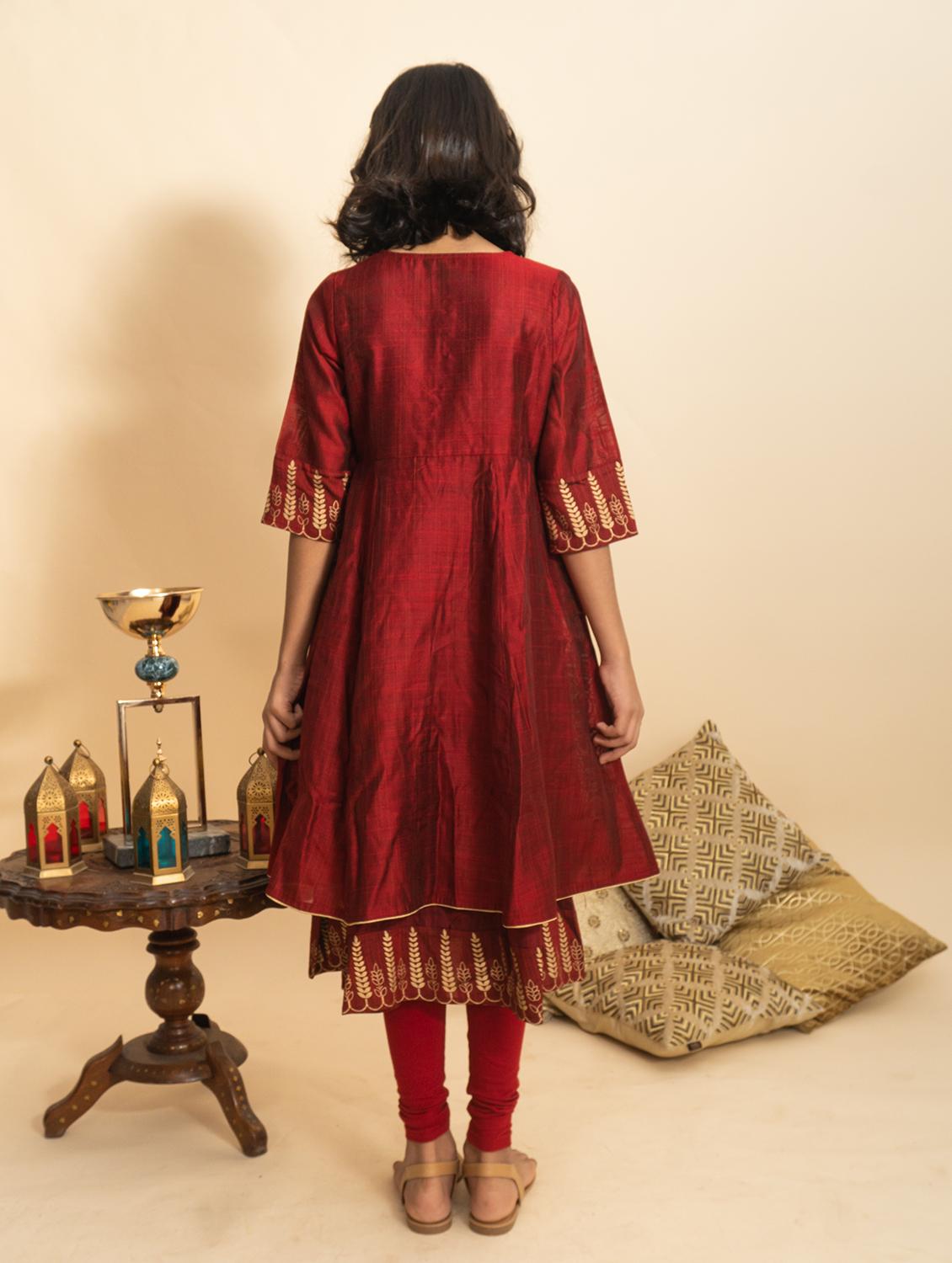 maroon embellished alwar suit set - 17926406 - Zoom Image - 3