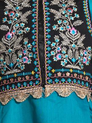 blue embellished suit set - 17926411 - Standard Image - 4