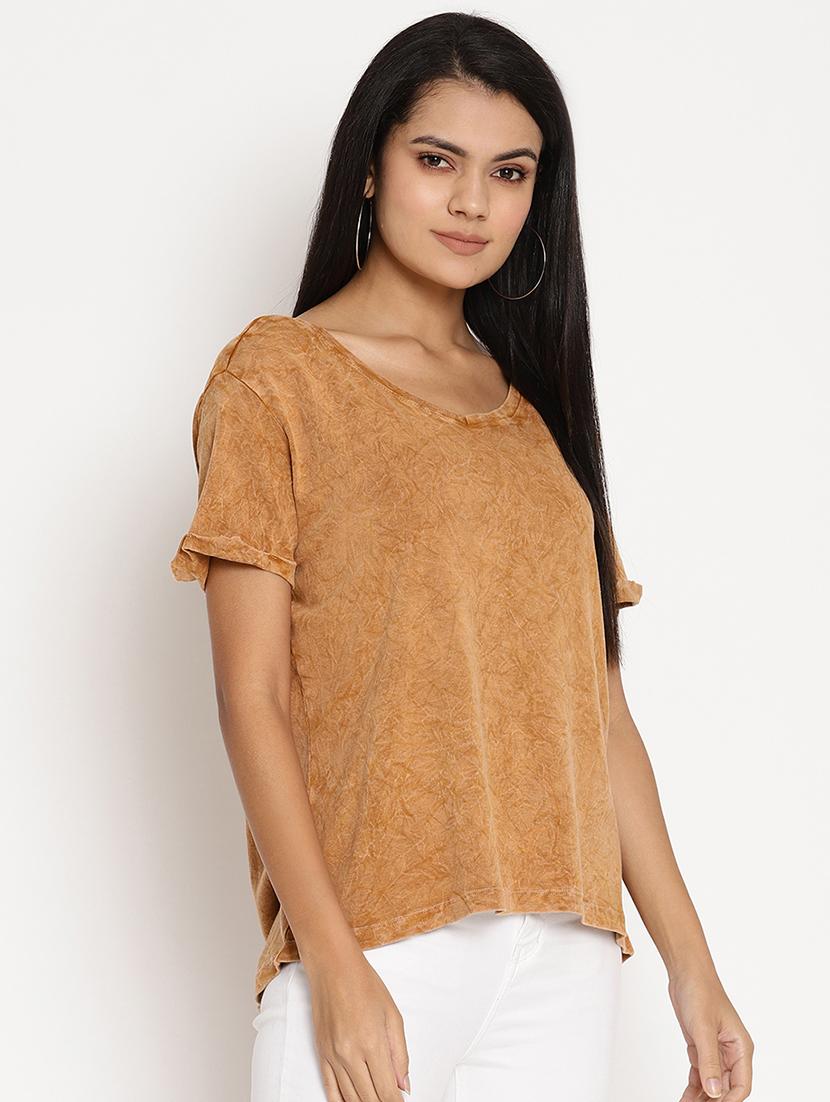 brown solid regular tee - 17928021 - Zoom Image - 2