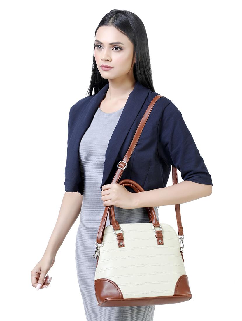 white leatherette (pu) regular handbag - 17930329 - Zoom Image - 6