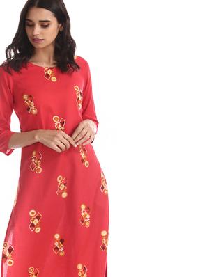 embroidered straight kurta - 17932489 - Standard Image - 3