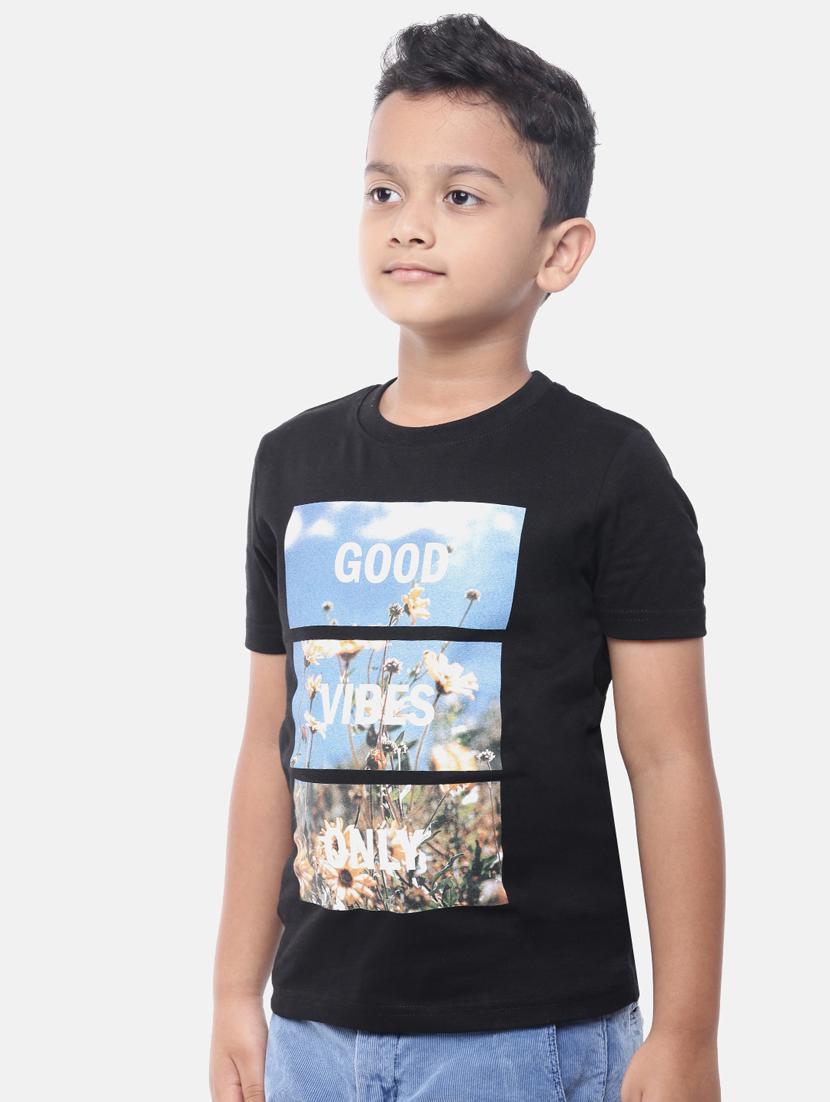 round neck graphic t-shirt - 17933259 - Zoom Image - 2