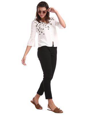 v-neck printed top - 17935613 - Standard Image - 4