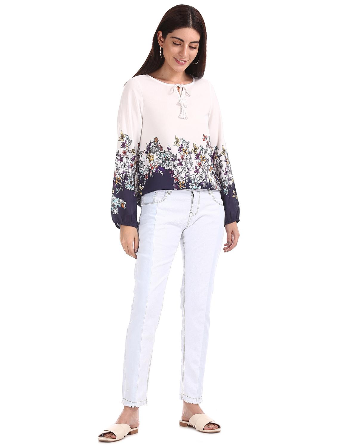 tie up neck printed top - 17935706 - Zoom Image - 4