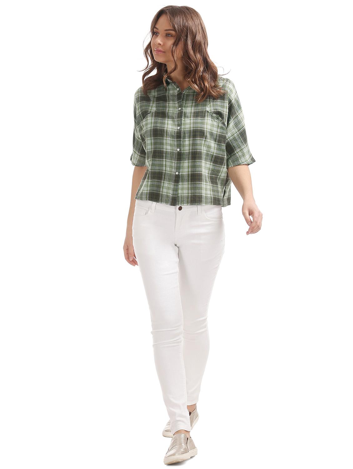 green checkered crop top - 17935955 - Zoom Image - 4