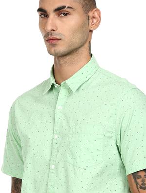 green printed casual shirt - 17936392 - Standard Image - 5