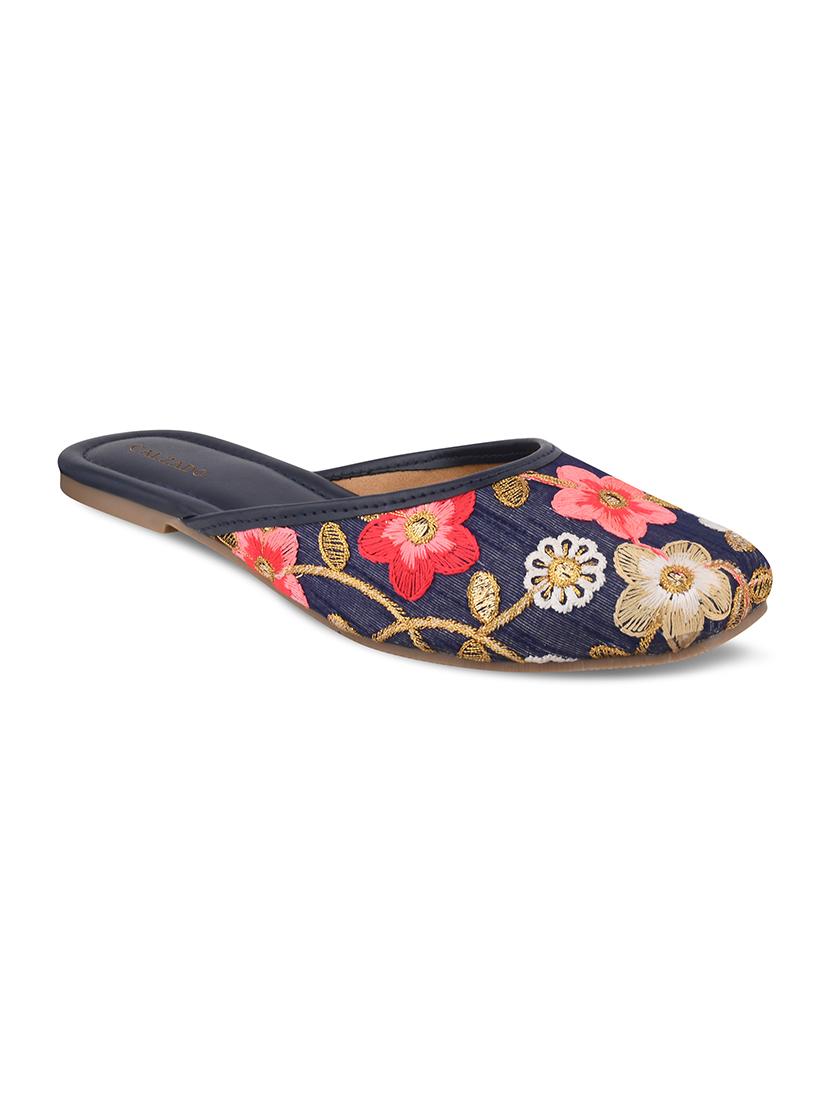 blue synthetic slip on jutis & mojaris - 17937663 - Zoom Image - 1