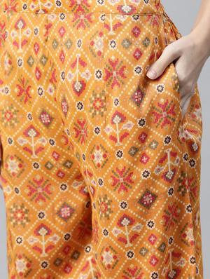 printed kurta palazzo set - 17937679 - Standard Image - 4