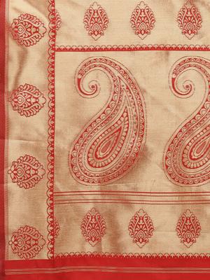 iris silk blend woven design banarasi saree - 17937696 - Standard Image - 5
