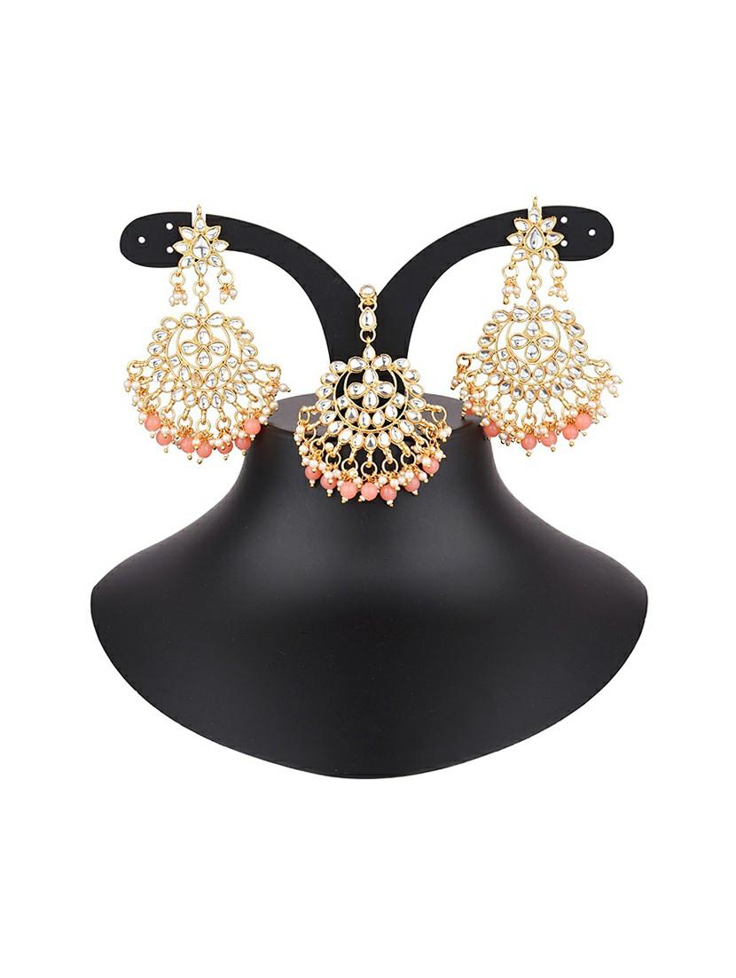peach traditional kundan maang tikka earrings set - 17937886 - Zoom Image - 5