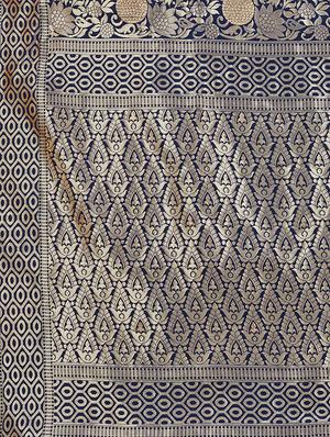 zari work banarasi saree with blouse - 17947779 - Standard Image - 4