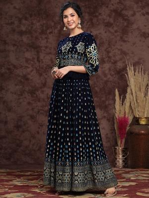blue velvet flared lehenga - 17948035 - Standard Image - 2