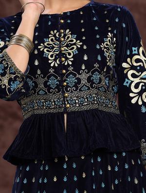 blue velvet flared lehenga - 17948035 - Standard Image - 4