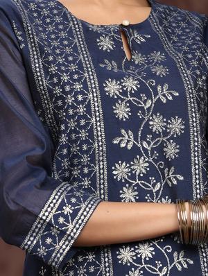 indigo chanderi straight kurta - 17948119 - Standard Image - 4