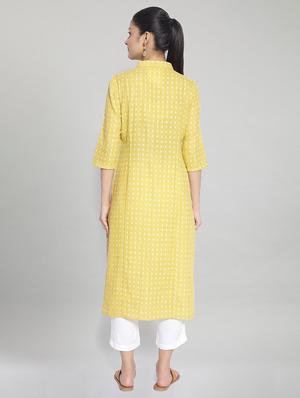 yellow printed straight kurta - 17950042 - Standard Image - 3