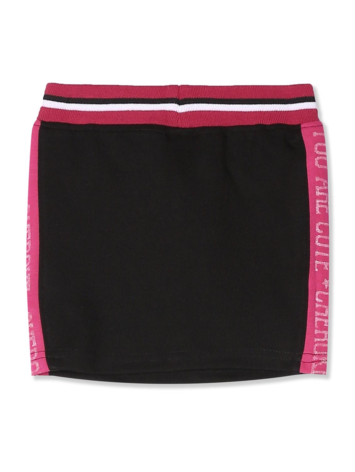 black colored block printed regular skirt - 17951274 - Zoom Image - 2