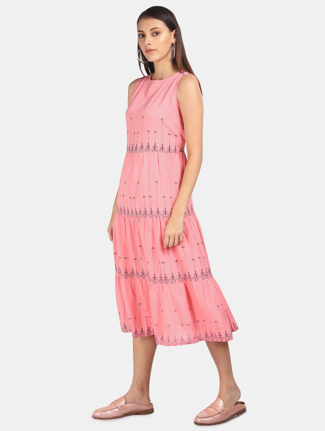round neck printed tiered dress - 17951524 - Zoom Image - 1