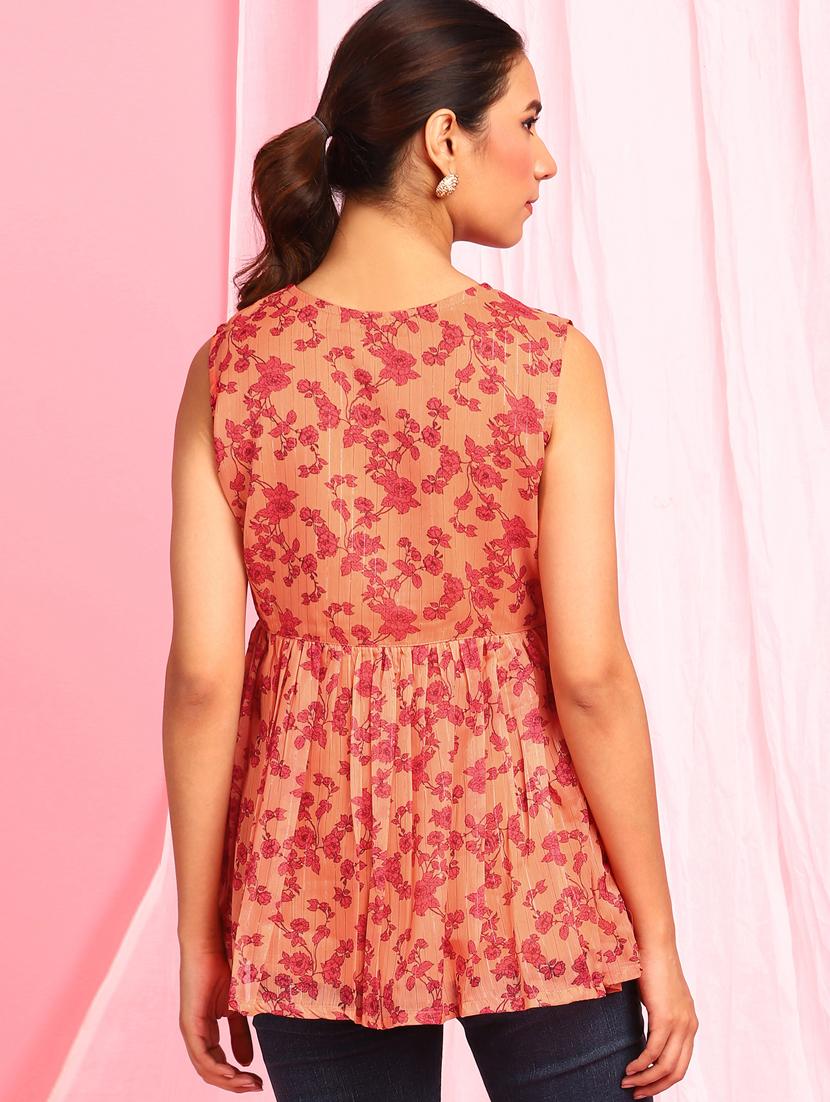 round neck floral top - 17955664 - Zoom Image - 3