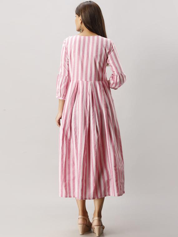 striped anarkali kurta - 17956036 - Zoom Image - 3