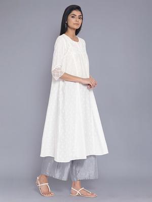 solid flared kurta - 17960366 - Standard Image - 3