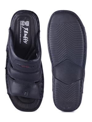 black leather slip on flip flops - 17965197 - Standard Image - 5