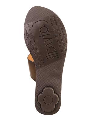 brown kolhapuri flat sandal - 17969255 - Standard Image - 5