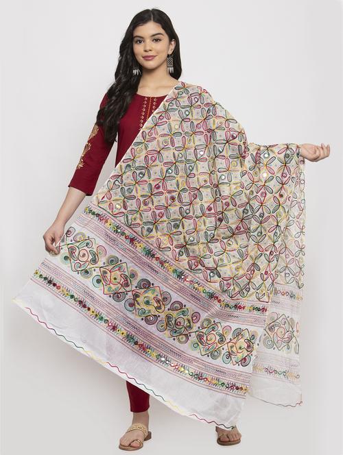 white cotton embroidered dupatta - 17970368 - Standard Image - 1