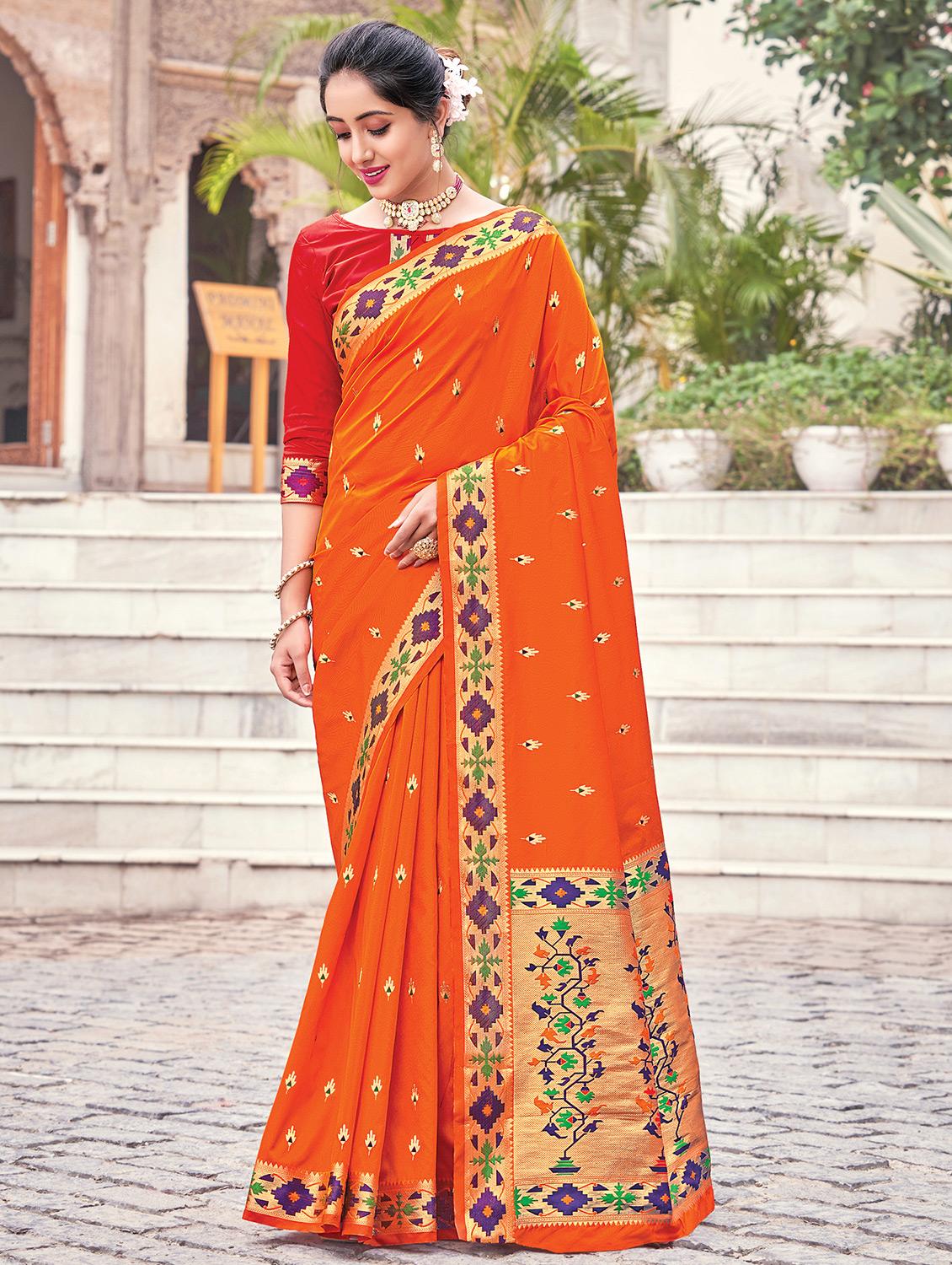 self design woven saree with blouse - 17970692 - Zoom Image - 1