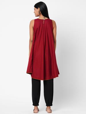 embroidered flared kurta - 17971041 - Standard Image - 3