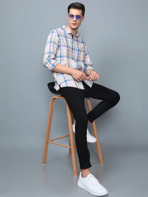 off white checkered casual shirt - 17976085 - Standard Image - 4