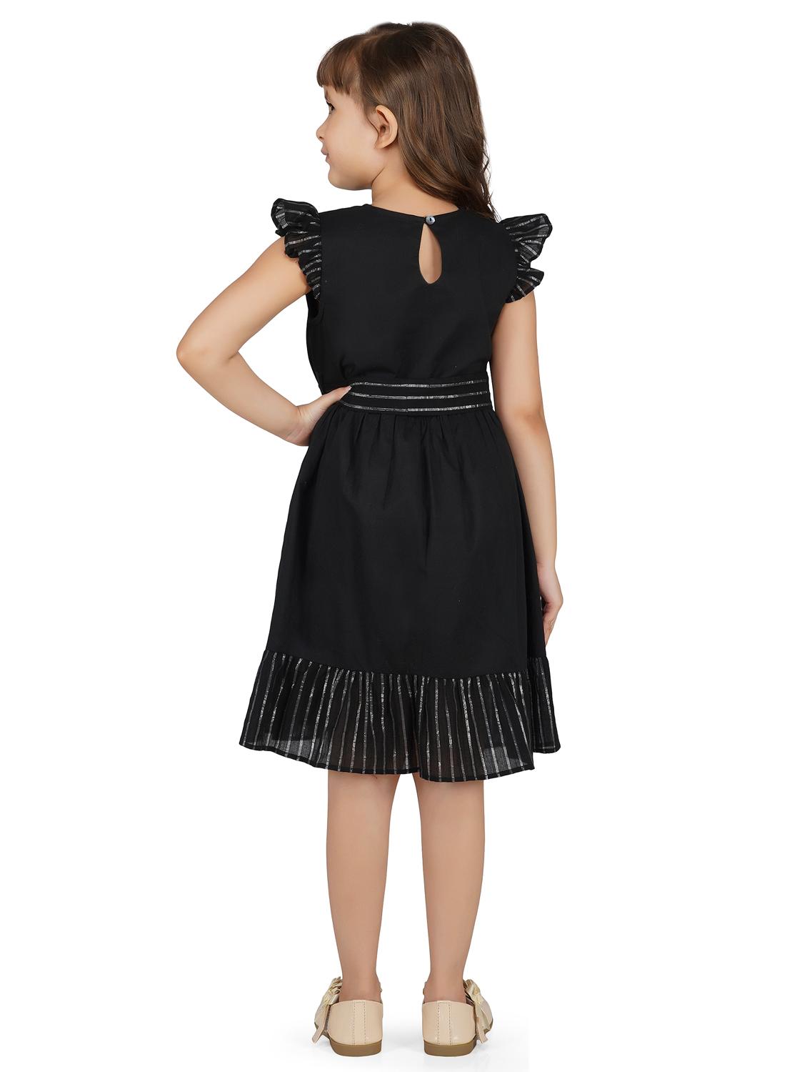 black solid frock - 17976610 - Zoom Image - 4