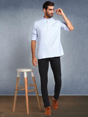 blue solid short kurta - 17976681 - Standard Image - 4