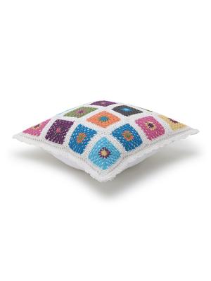 cohort collection by mezposh : white & multi cotton checkered crochet cushion cover (18x18in) - 17977657 - Standard Image - 3