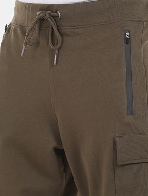 green solid bermuda shorts with drawstring - 17983505 - Standard Image - 5
