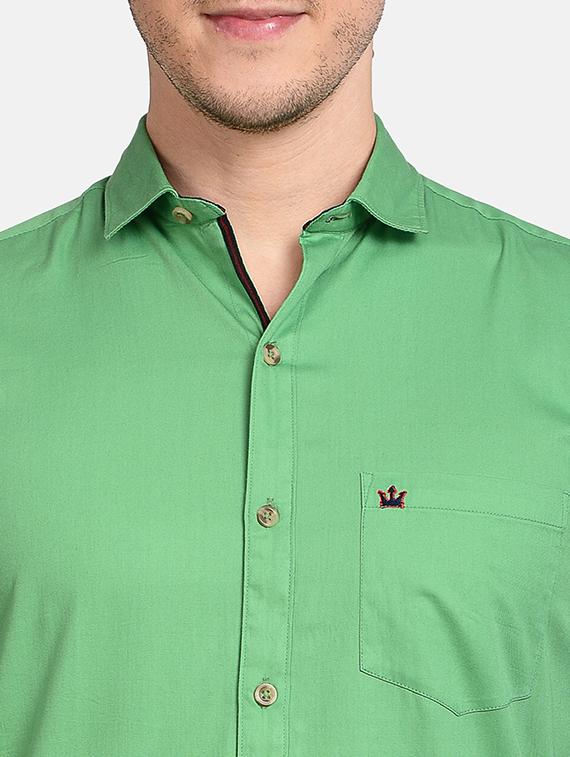 green solid casual shirt - 17997819 - Zoom Image - 6