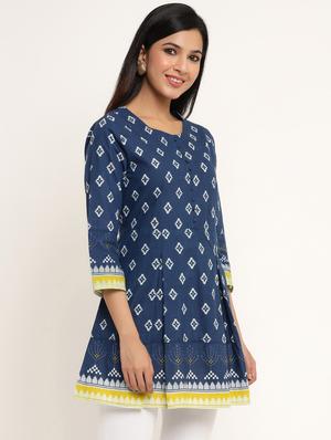 round neck printed tunic - 18007236 - Standard Image - 2