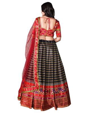 black silk flared lehenga - 18011951 - Standard Image - 3