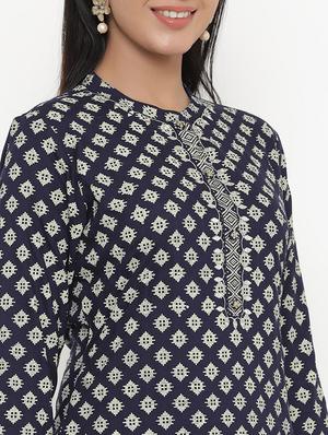 navy rayon straight kurta - 18012116 - Standard Image - 4
