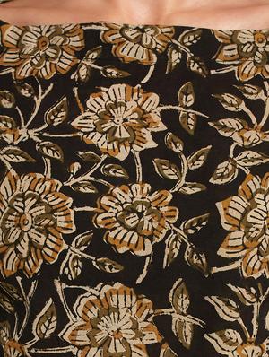 black floral blouse - 18013834 - Standard Image - 5