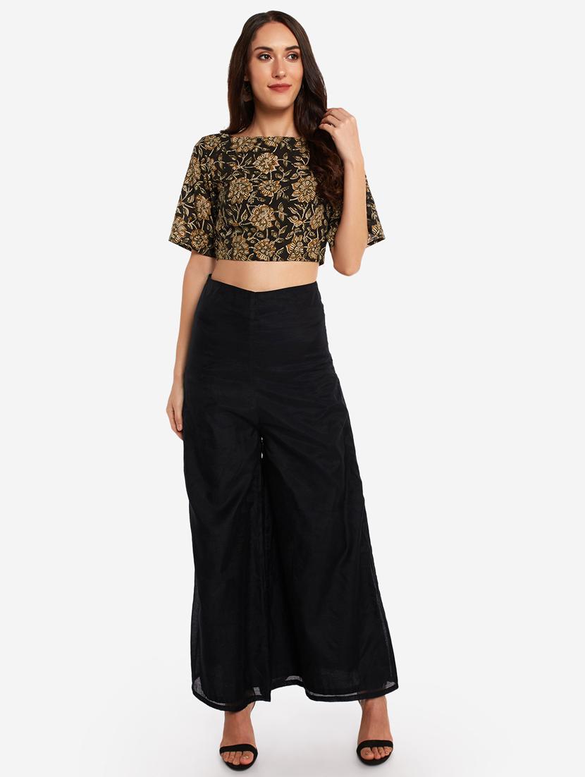 black floral blouse - 18013834 - Zoom Image - 4