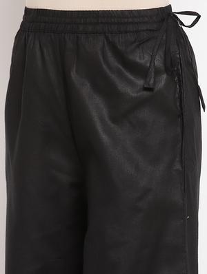 black solid flared palazzo - 18015317 - Standard Image - 5