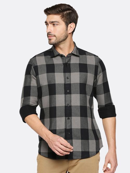 black checkered casual shirt - 18017400 - Standard Image - 1