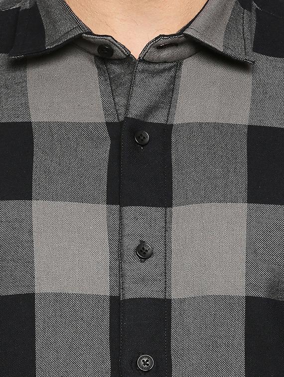 black checkered casual shirt - 18017400 - Zoom Image - 5