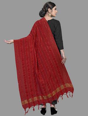 maroon silk printed dupatta - 18024156 - Standard Image - 2